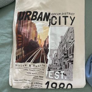 Neutral graphic tee, size S! Worn a handful of times, in great condition!